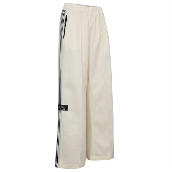 Haute L\'Amitie Baggy Track Long Pants, Off-White